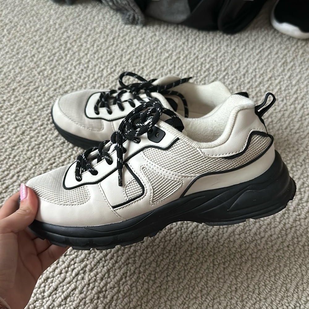 Zara Sneakers